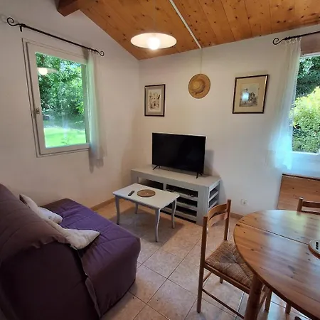 Maison Dans Parc Arbore 勒波埃拉瓦勒
